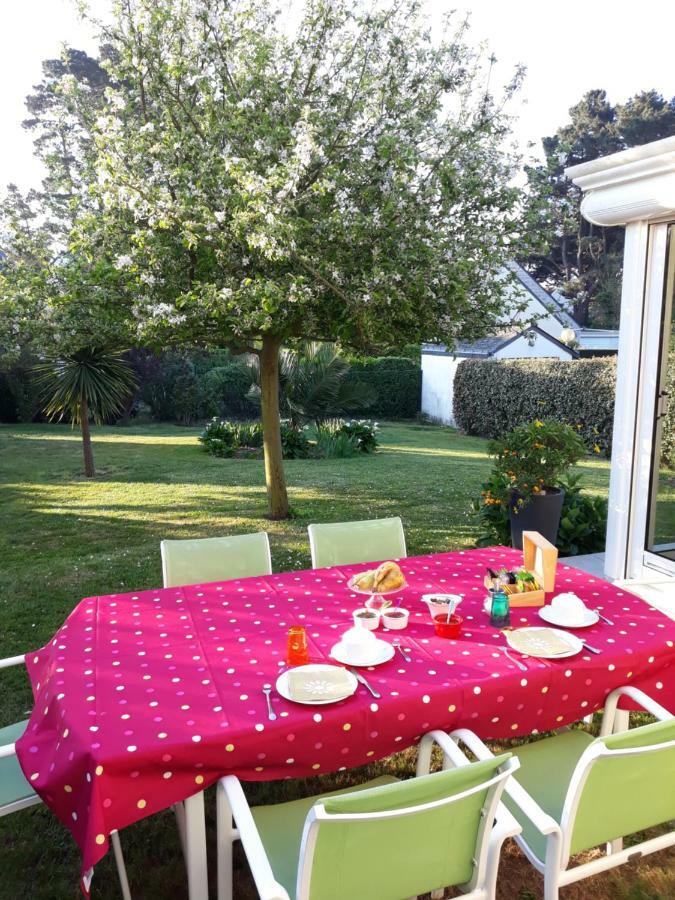 Aupres De Mon Arbre Bed & Breakfast Saint-Gildas-de-Rhuys Bagian luar foto